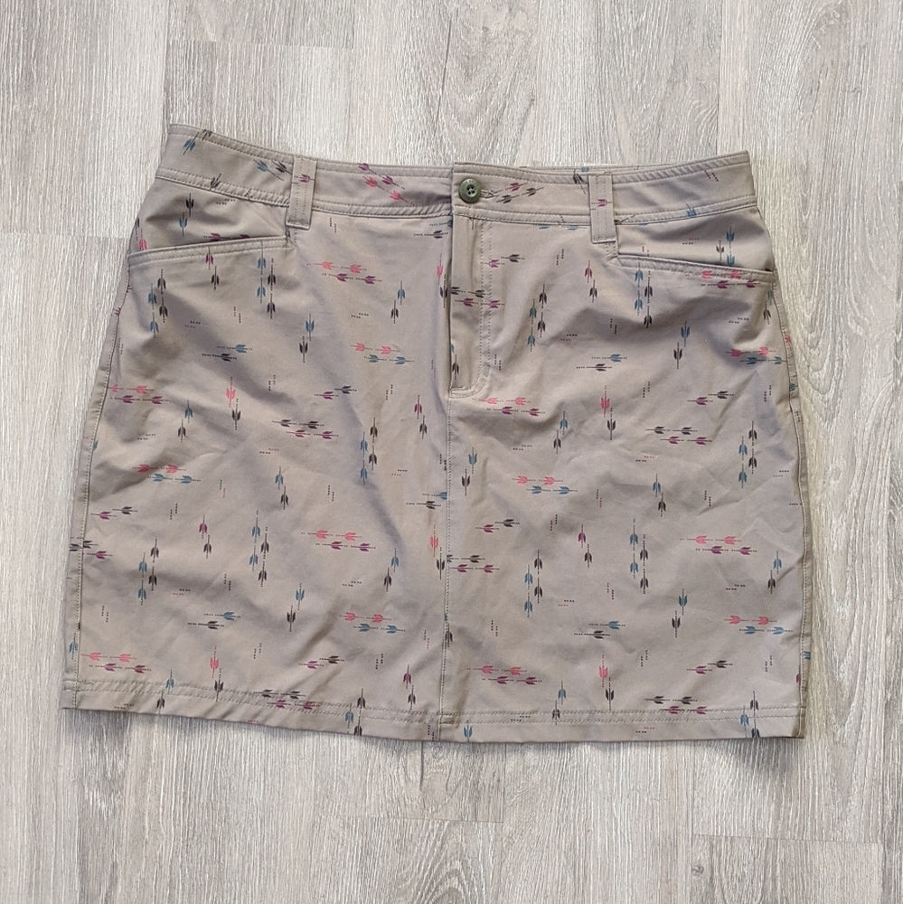 Eddie Bauer green skort with pockets Sz 14